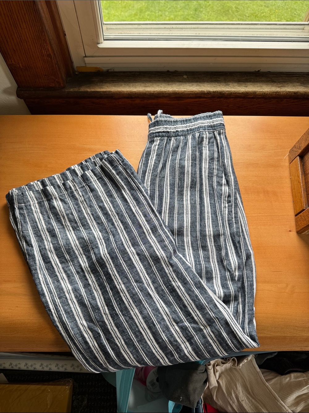 Old navy striped wide leg pants
